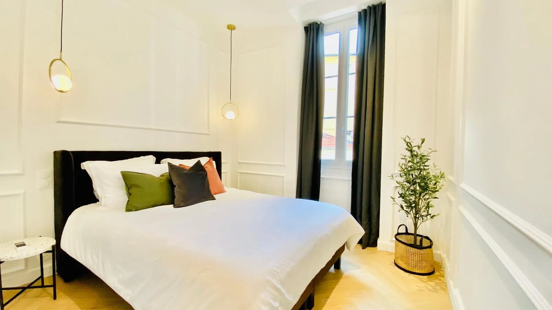 Newly Renovated Apartment With Balcony, Ac, Fiber Internet Monte Carlo Monaco