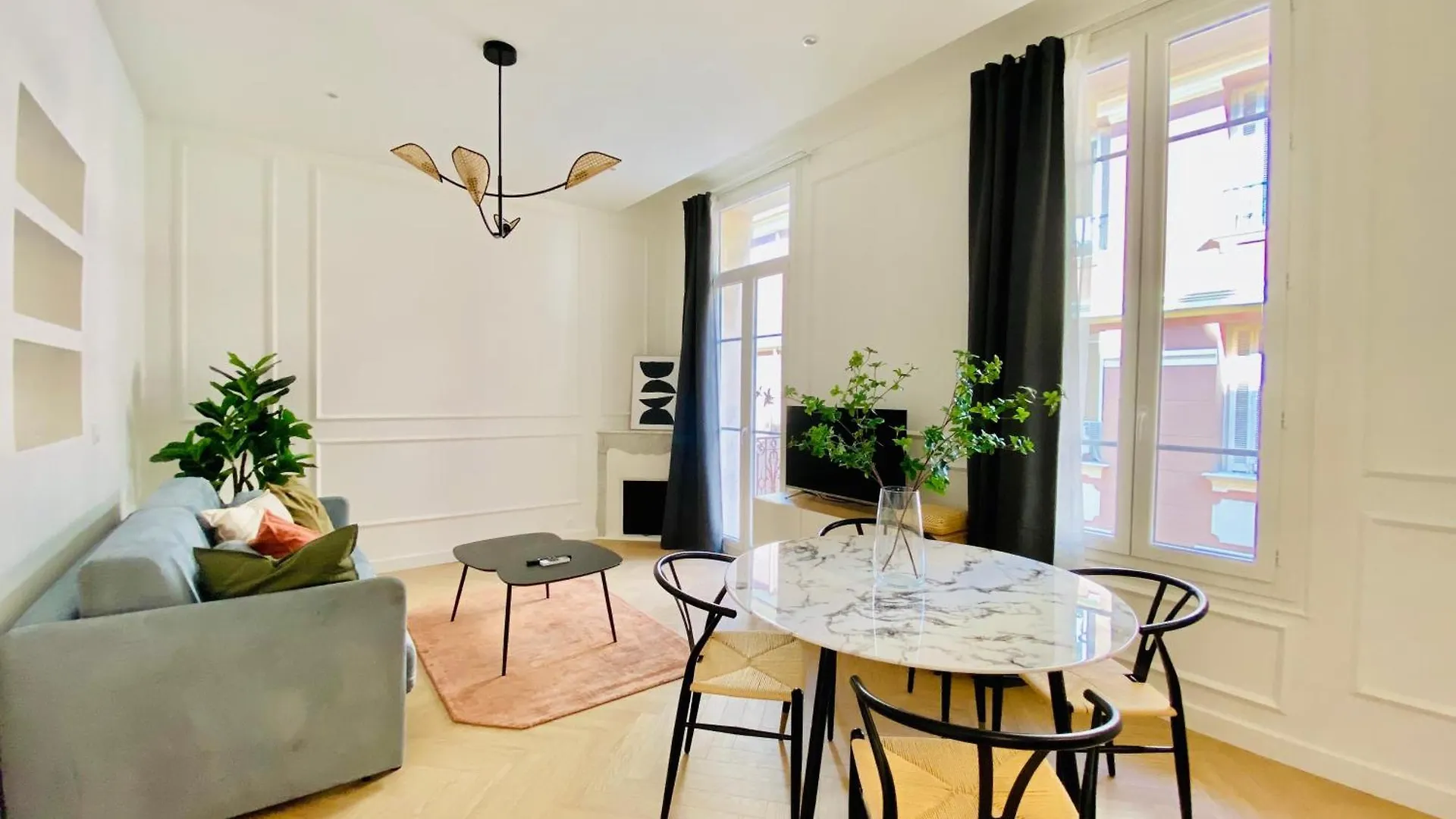 Newly Renovated Apartment With Balcony, Ac, Fiber Internet Monte Carlo Monaco